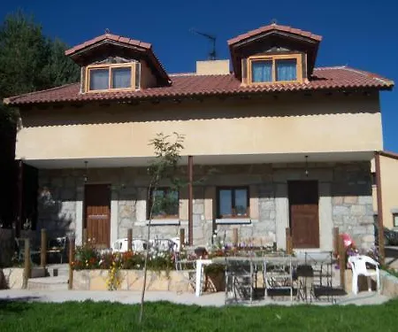 Szálloda Altogredos Rural Y Turisticos *